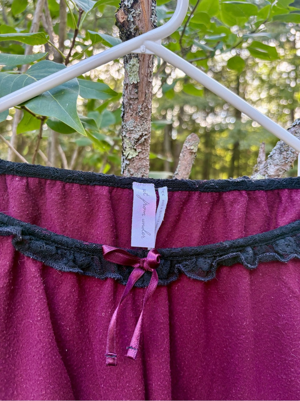 Urban Outfitters Wine-Red Long-Sleeve Crop Top with Black Lace Collar - Picture 4 of 6